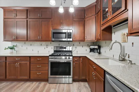 1930 55th Street Court E