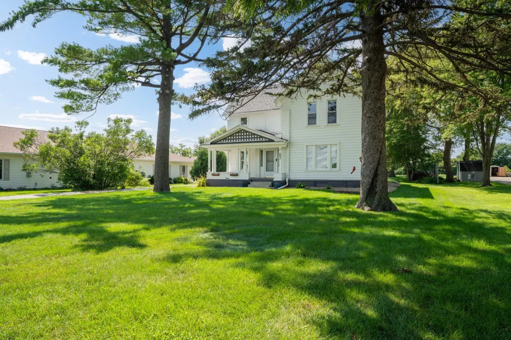 201 8th Avenue NW Kasson, MN 55944