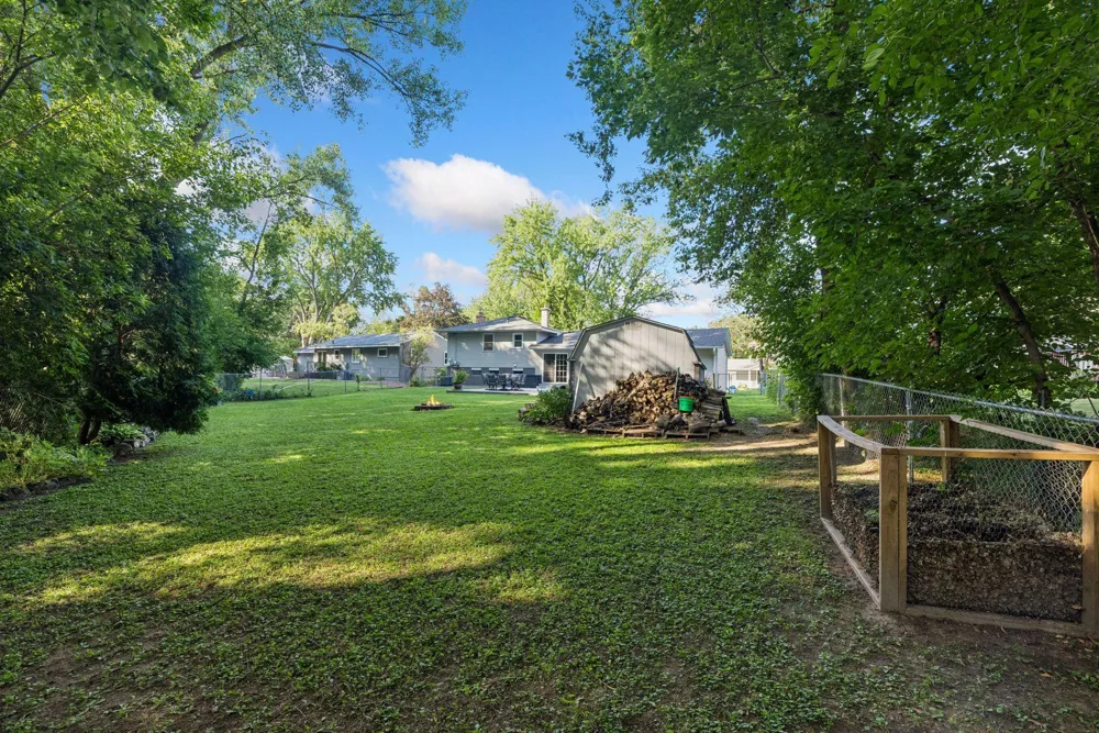 1949 Lakeaires Boulevard White Bear Lake, MN 55110