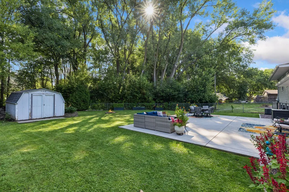 1949 Lakeaires Boulevard White Bear Lake, MN 55110