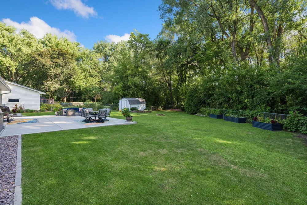 1949 Lakeaires Boulevard White Bear Lake, MN 55110