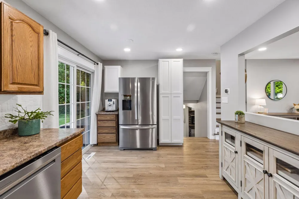 1949 Lakeaires Boulevard White Bear Lake, MN 55110