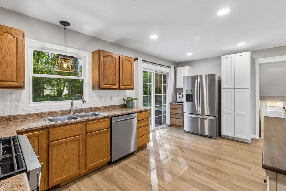 1949 Lakeaires Boulevard White Bear Lake, MN 55110