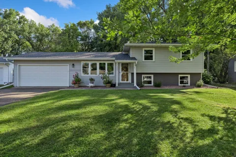 1949 Lakeaires Boulevard