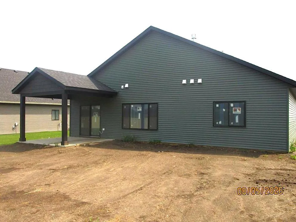 1804 Sunny Place SE Pine Island, MN 55963