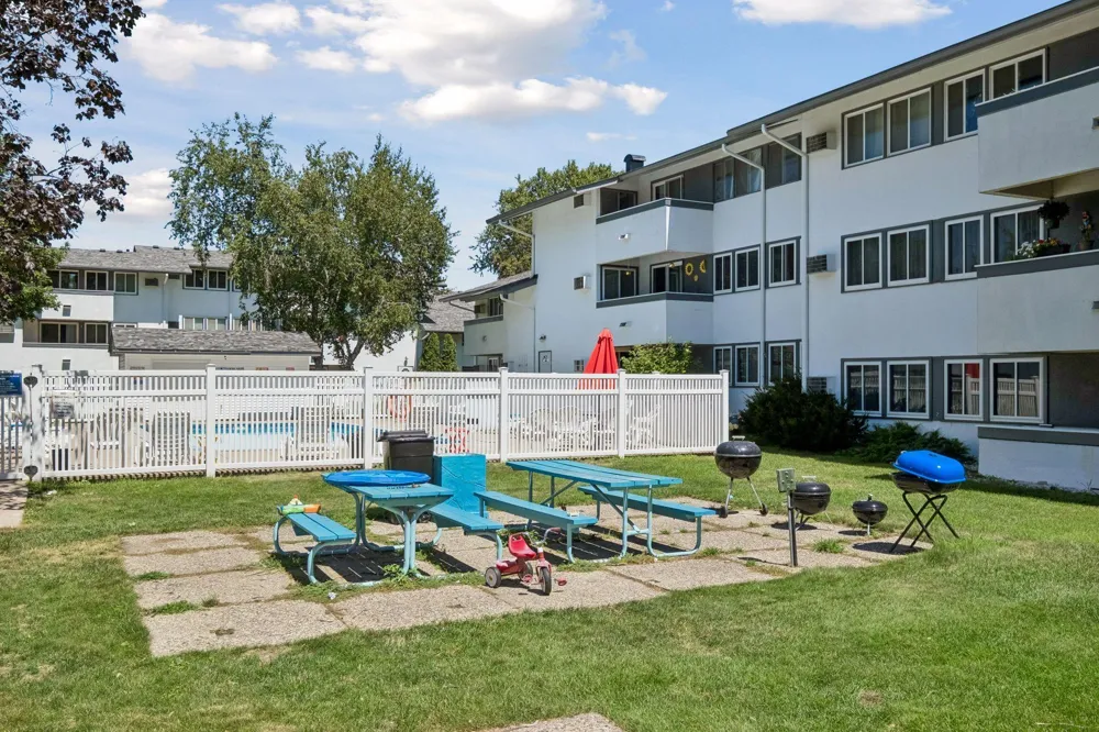 1331 W 82nd Street #A Bloomington, MN 55420