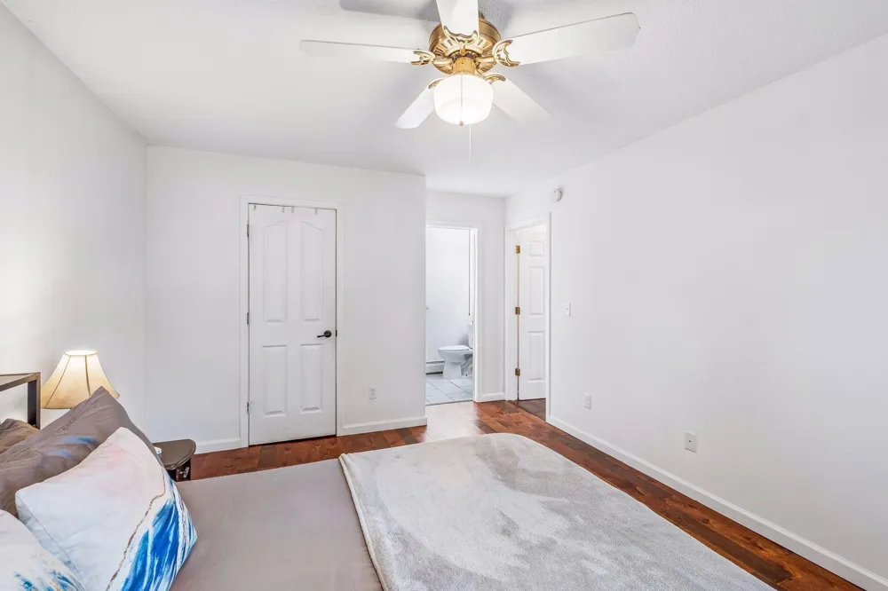 1331 W 82nd Street #A Bloomington, MN 55420