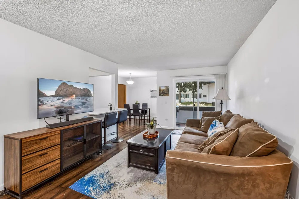 1331 W 82nd Street #A Bloomington, MN 55420