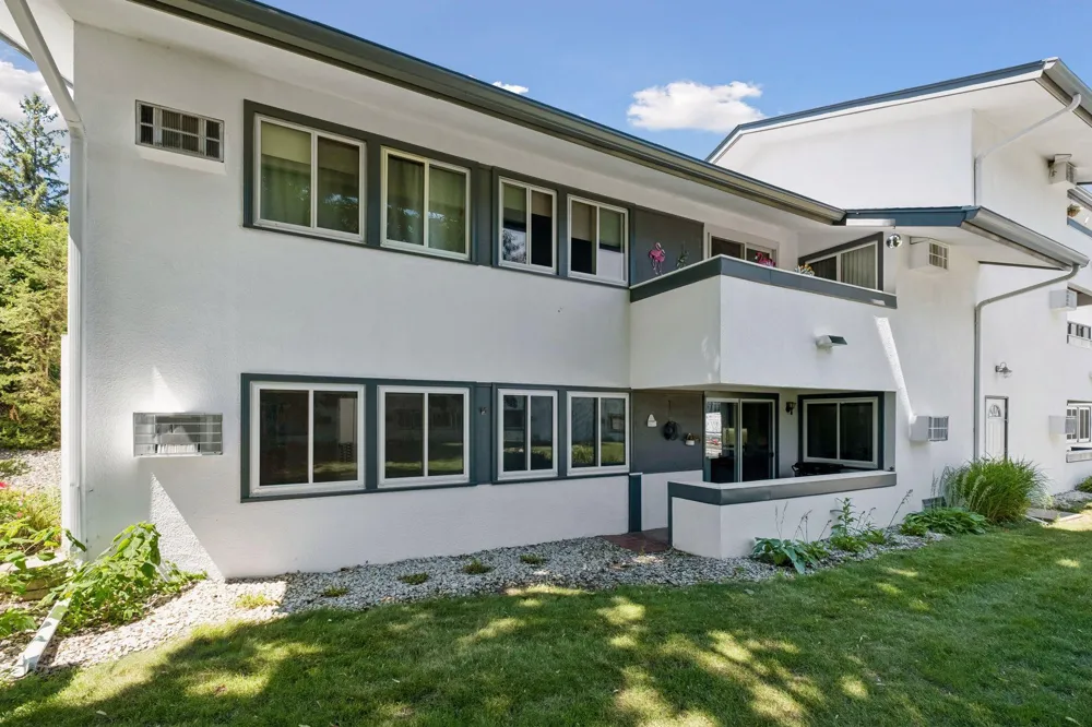 1331 W 82nd Street #A Bloomington, MN 55420