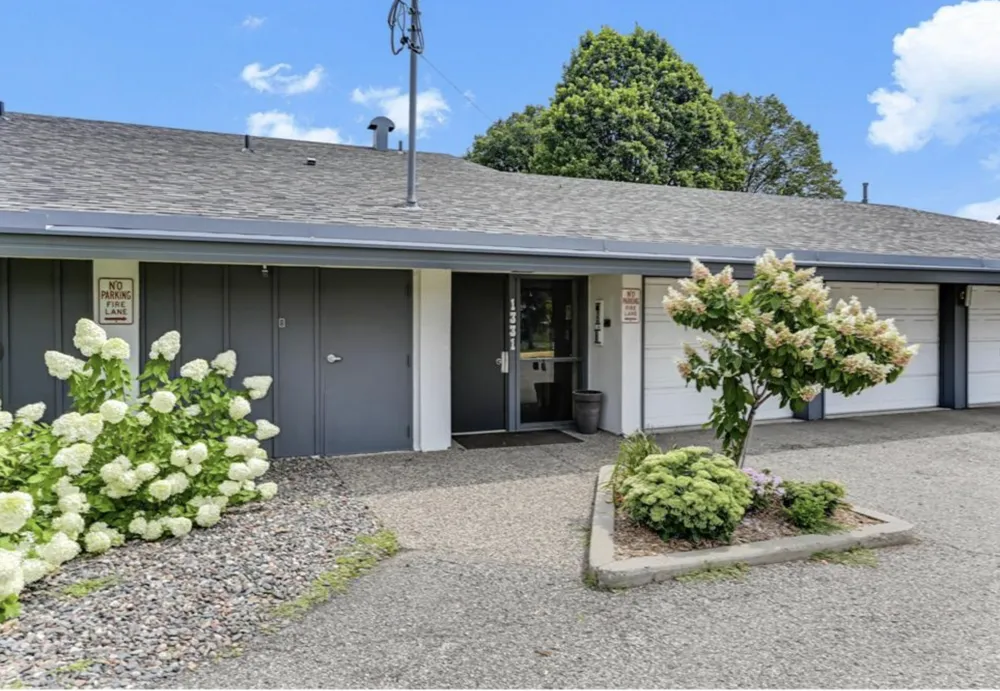 1331 W 82nd Street #A Bloomington, MN 55420