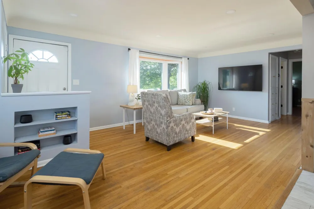 4205 University Avenue NE Columbia Heights, MN 55421