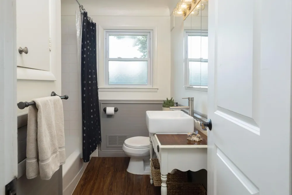 4205 University Avenue NE Columbia Heights, MN 55421