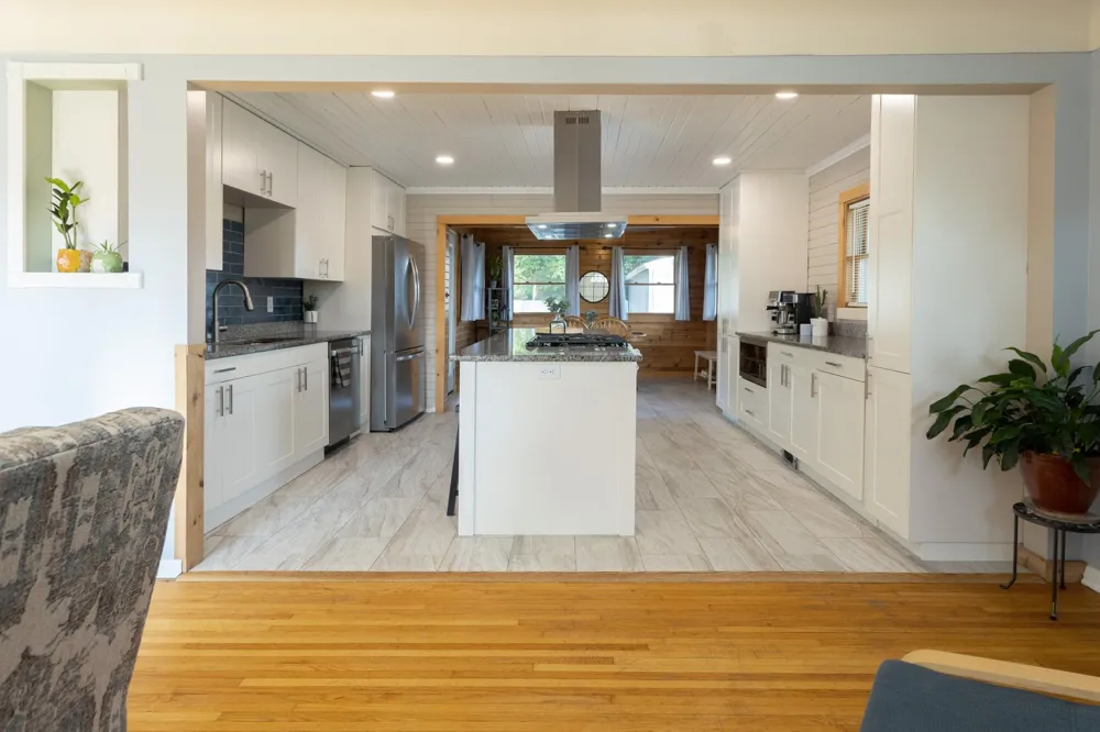 4205 University Avenue NE Columbia Heights, MN 55421