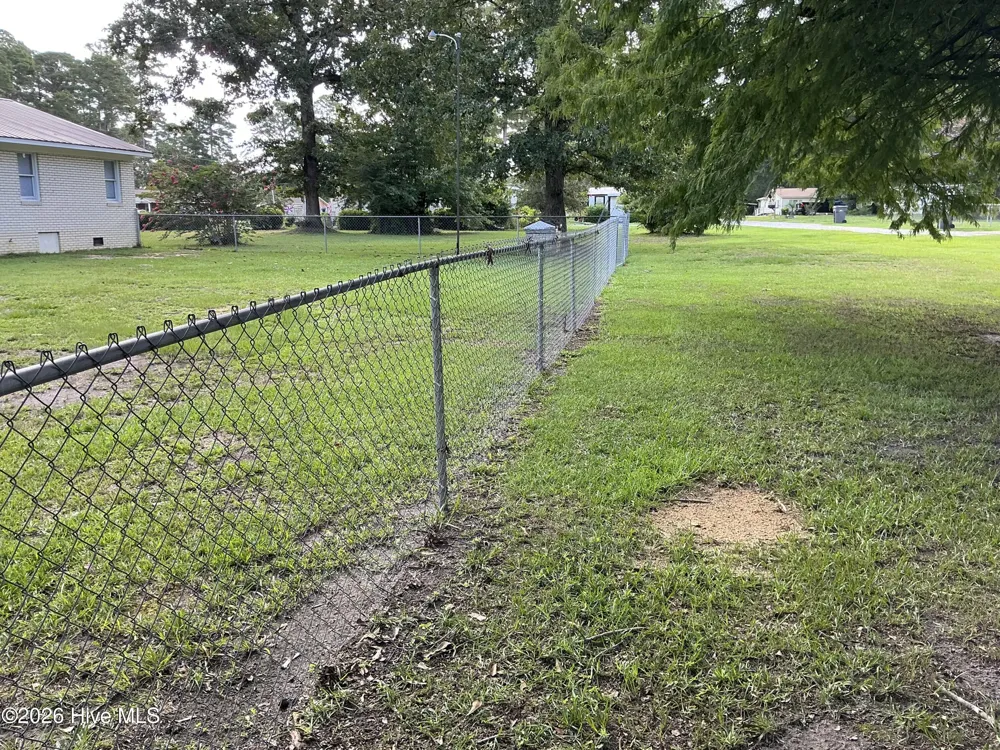 221 E Bladen Street Bladenboro, NC 28320