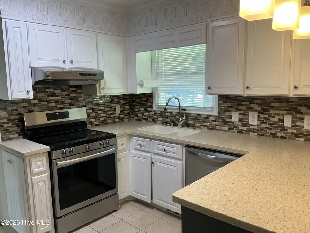 221 E Bladen Street Bladenboro, NC 28320