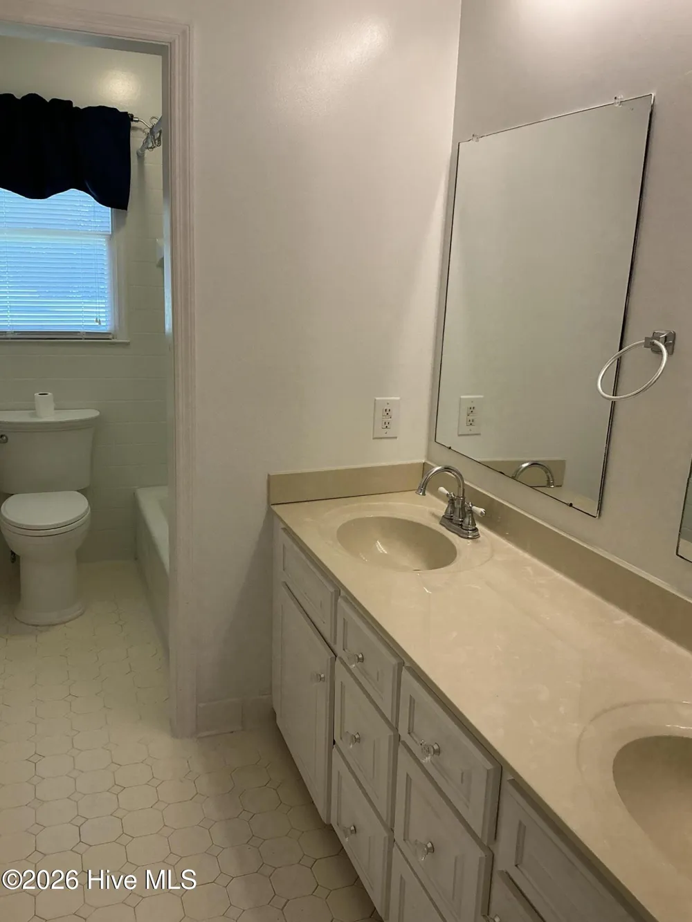 221 E Bladen Street Bladenboro, NC 28320