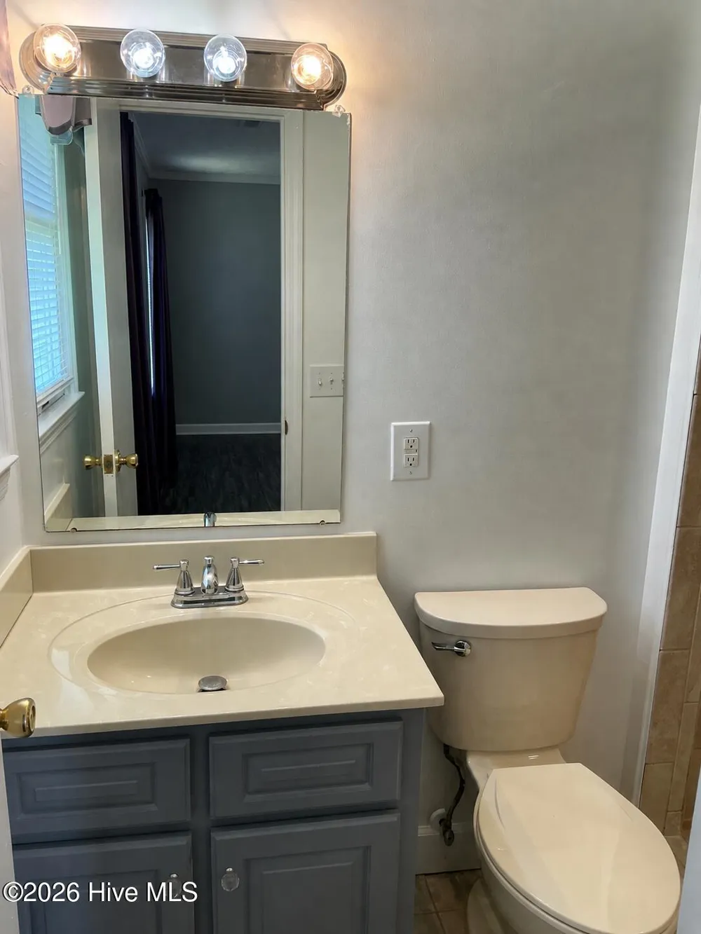 221 E Bladen Street Bladenboro, NC 28320