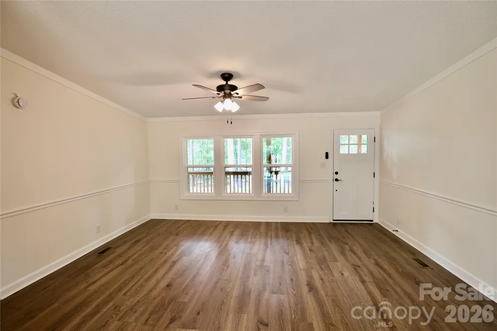 9401 Seymour Lane Davidson, NC 28036