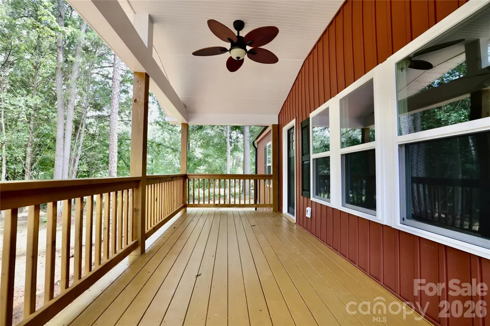 9401 Seymour Lane Davidson, NC 28036