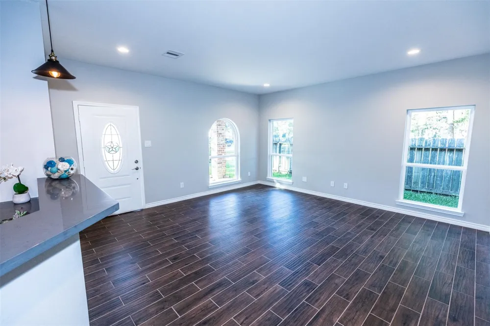 507 E Foley Street Alvin, TX 77511