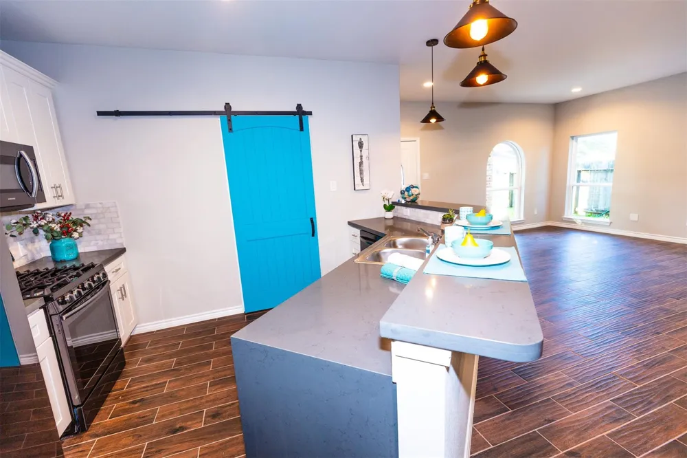 507 E Foley Street Alvin, TX 77511