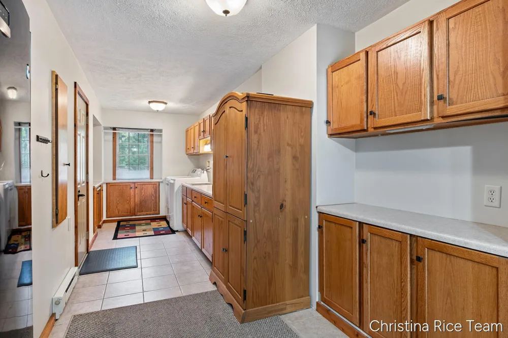 10226 SW Greenville Road Eureka Township, MI 48838