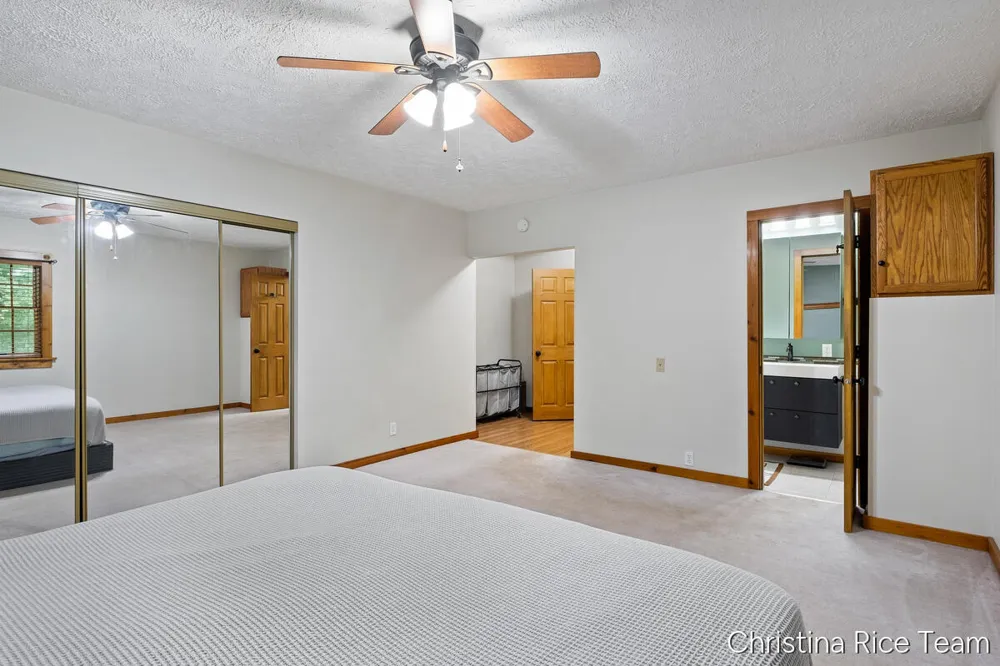 10226 SW Greenville Road Eureka Township, MI 48838