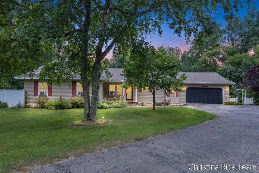 10226 SW Greenville Road Eureka Township, MI 48838