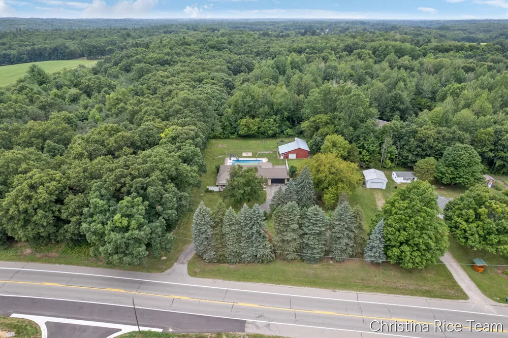 10226 SW Greenville Road Eureka Township, MI 48838