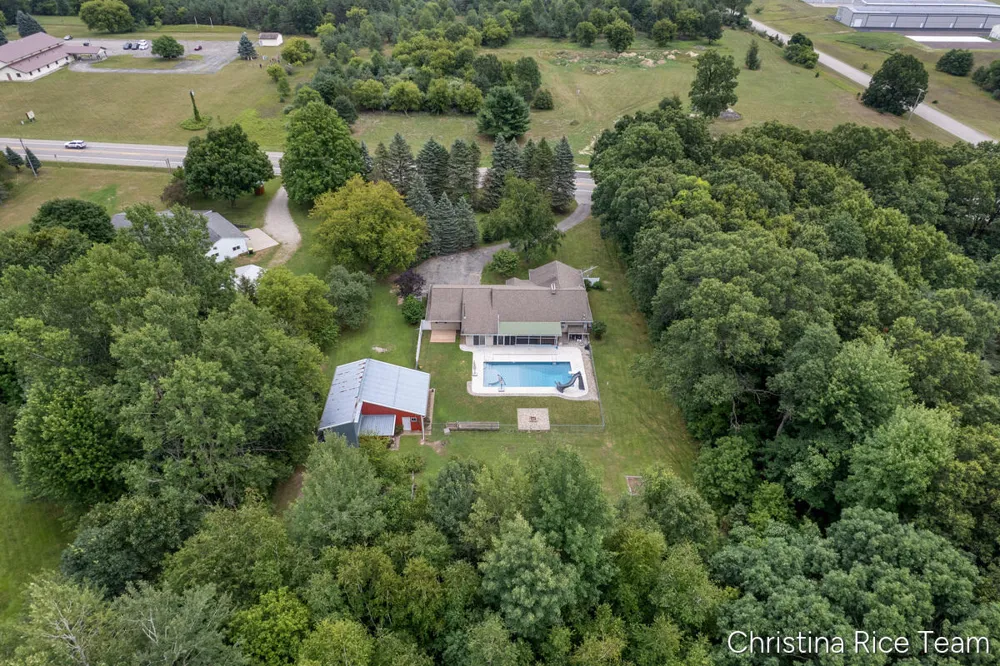 10226 SW Greenville Road Eureka Township, MI 48838