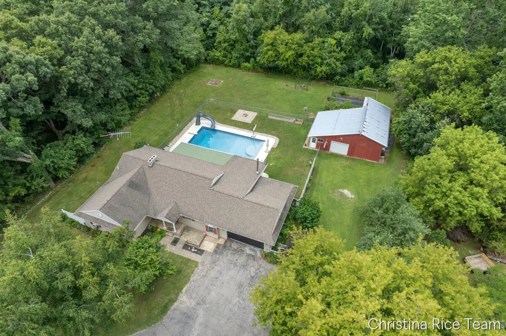 10226 SW Greenville Road Eureka Township, MI 48838
