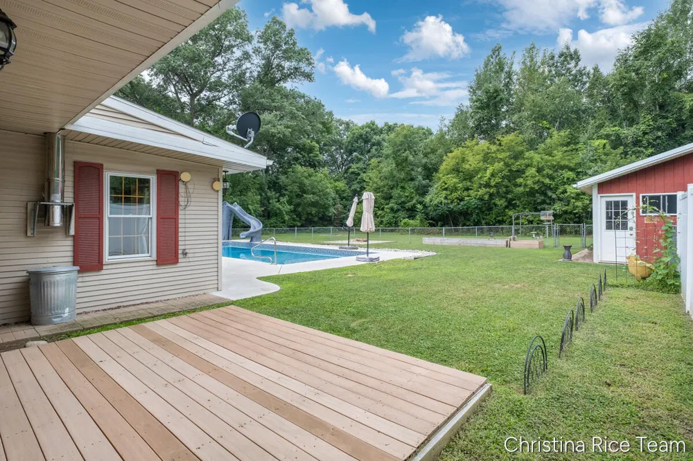10226 SW Greenville Road Eureka Township, MI 48838