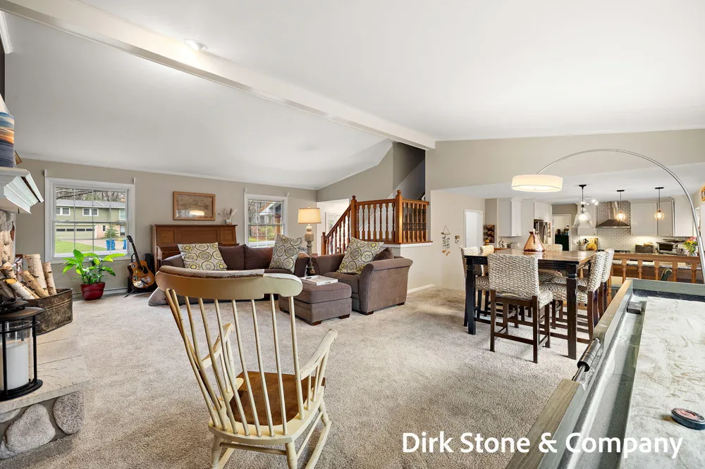 18569 Pawnee Drive Spring Lake Township, MI 49456