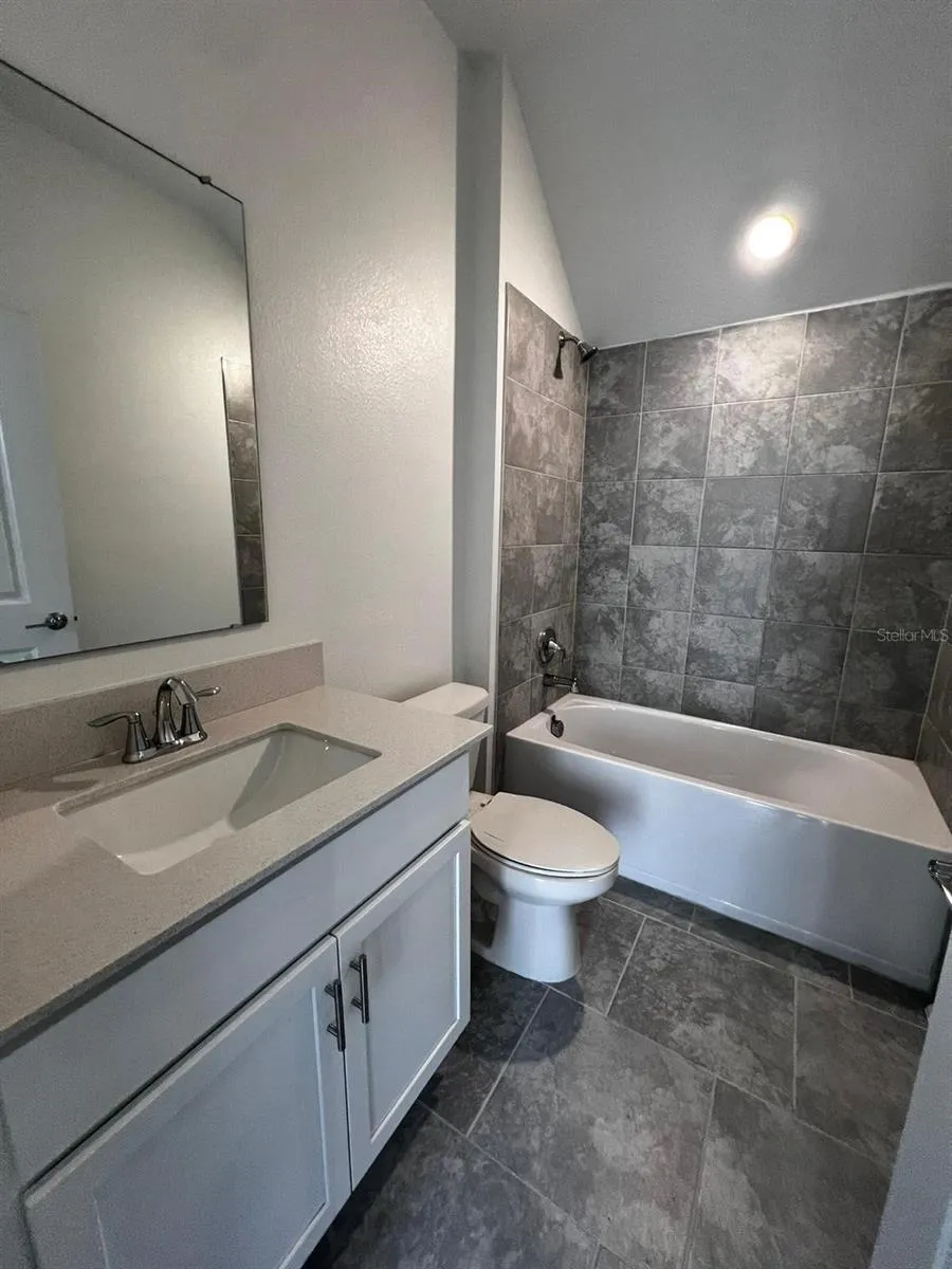 4134 PINO STREET Apopka, FL 32712