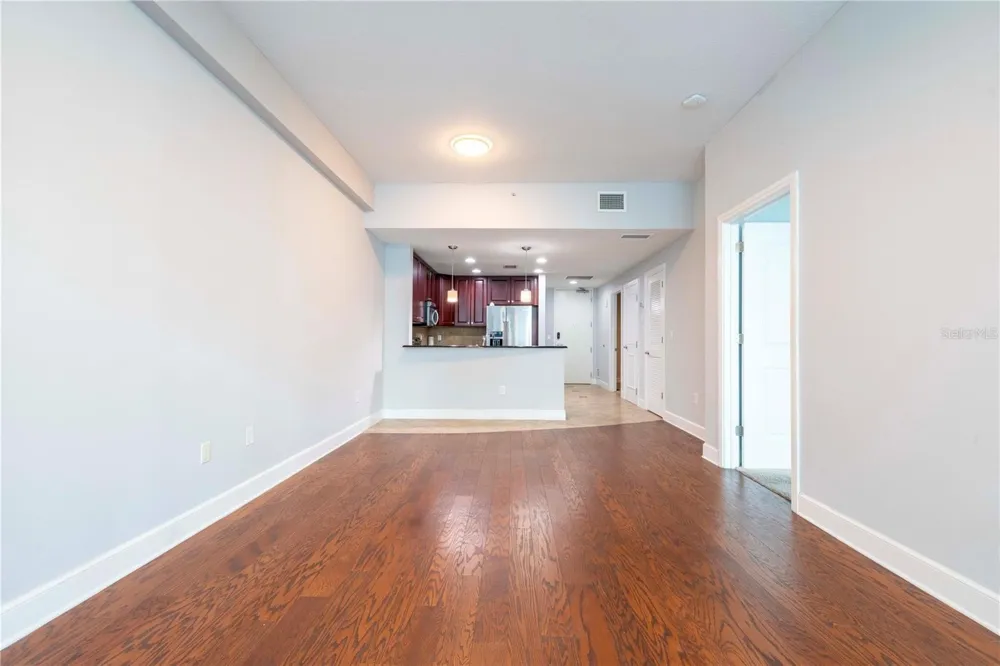 101 S EOLA DRIVE #614 Orlando, FL 32801