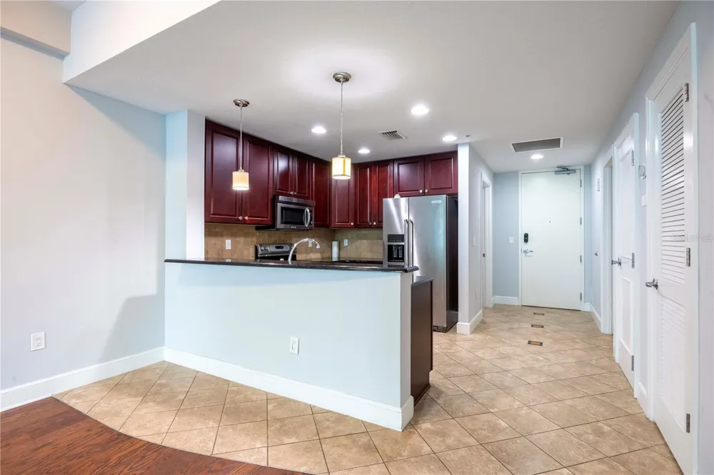 101 S EOLA DRIVE #614 Orlando, FL 32801