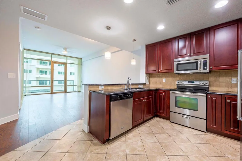 101 S EOLA DRIVE #614 Orlando, FL 32801