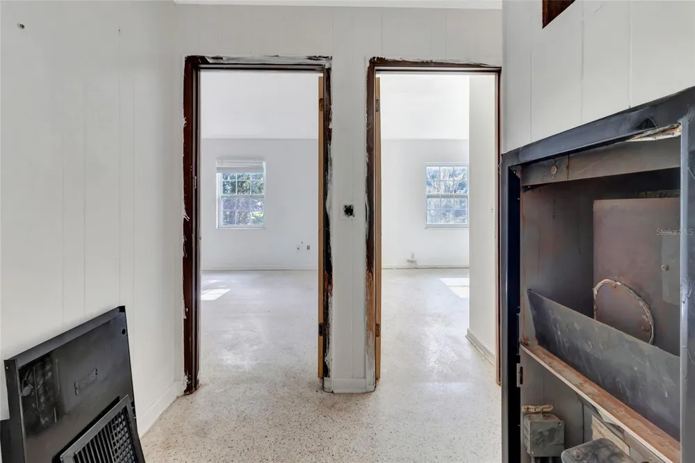 13420 SE 122ND PLACE Ocklawaha, FL 32179