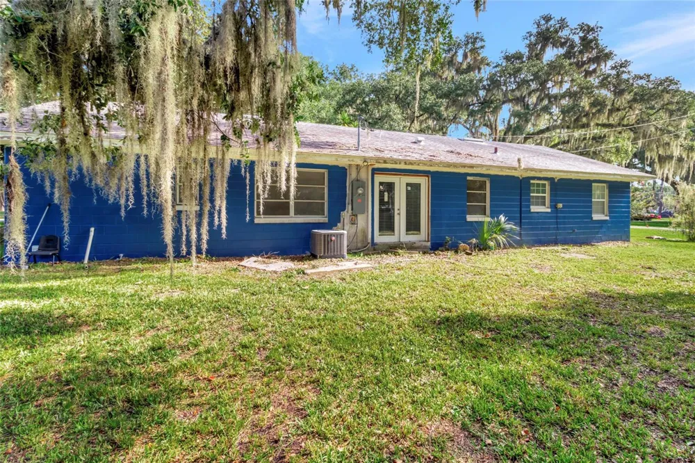 13420 SE 122ND PLACE Ocklawaha, FL 32179