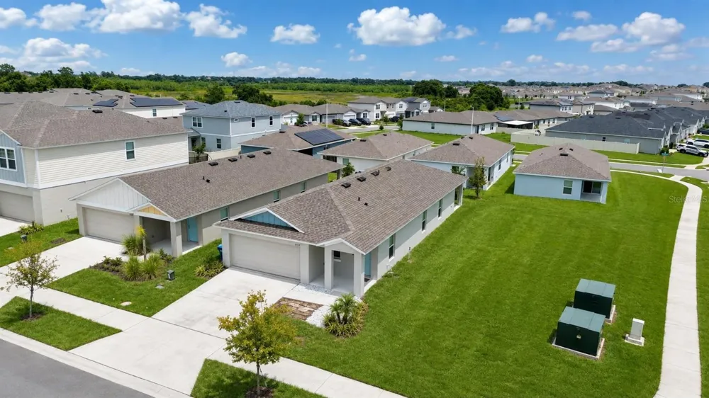 4904 MAINSAIL STREET Haines City, FL 33844