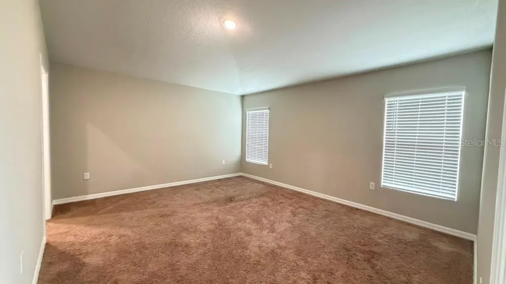 4904 MAINSAIL STREET Haines City, FL 33844