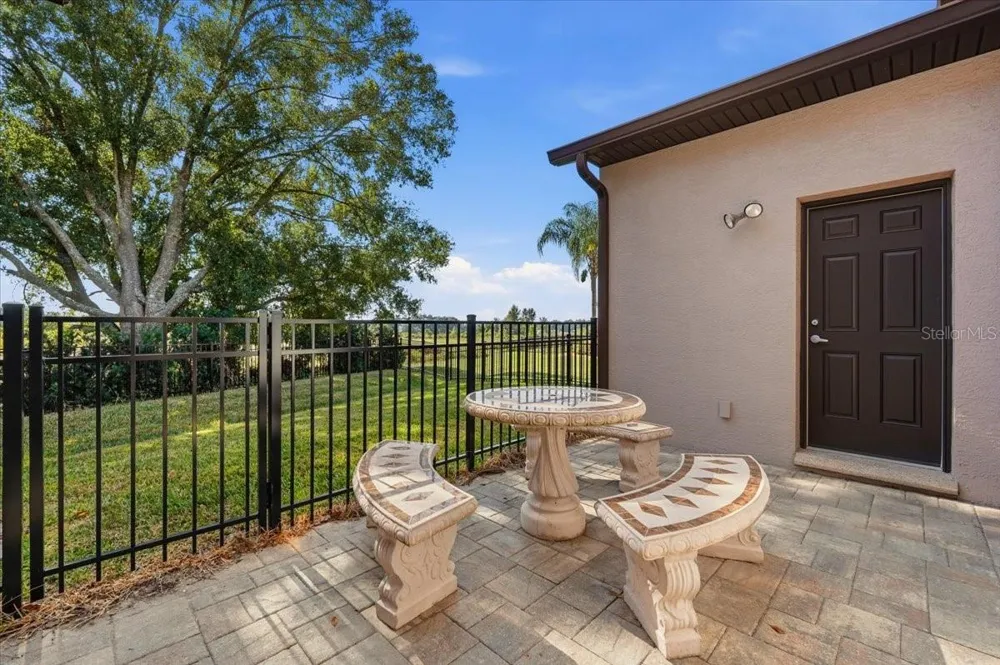 584 MEANDERING WAY Polk City, FL 33868