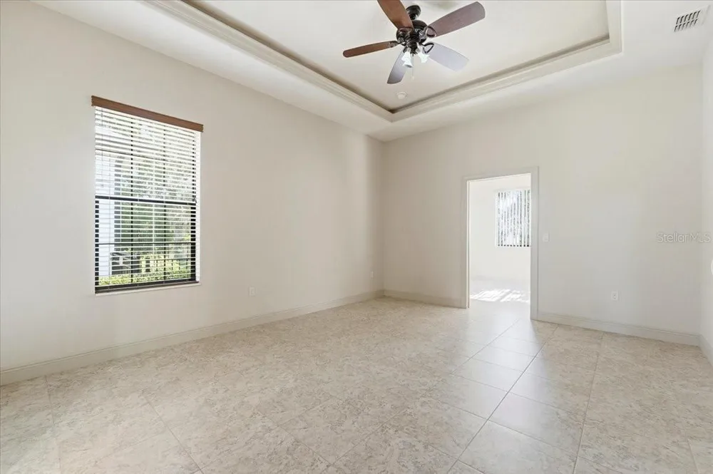 584 MEANDERING WAY Polk City, FL 33868