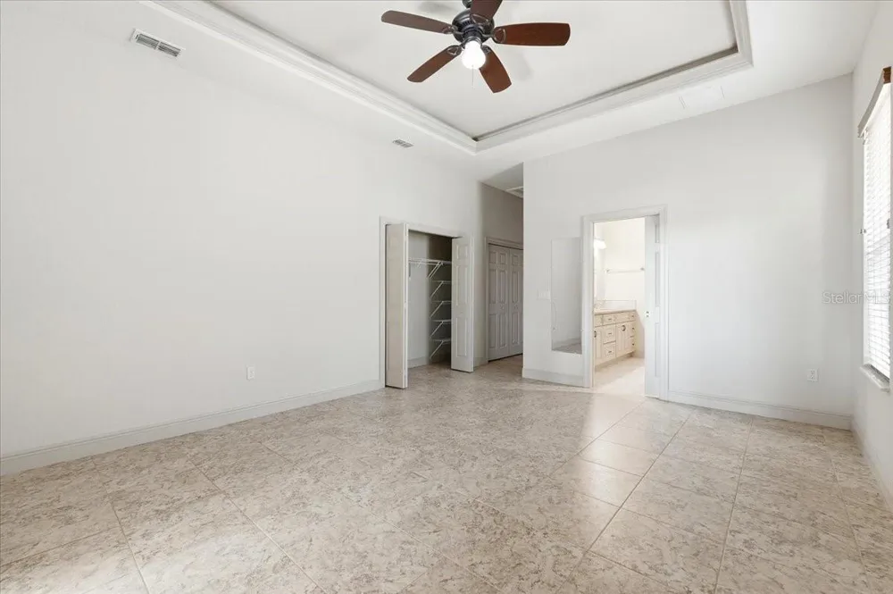 584 MEANDERING WAY Polk City, FL 33868