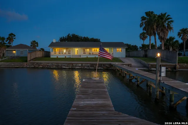 3633 Copano Drive Rockport, TX 78382