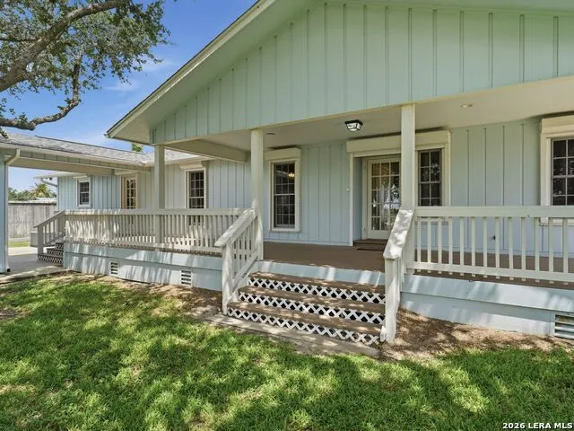 3633 Copano Drive Rockport, TX 78382