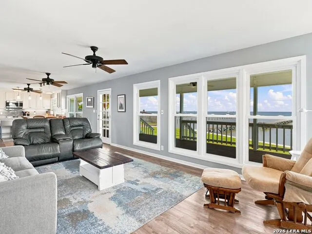3633 Copano Drive Rockport, TX 78382
