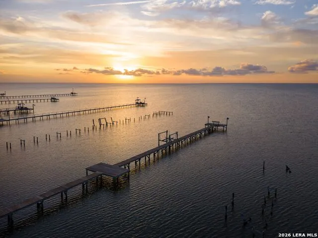 3633 Copano Drive Rockport, TX 78382