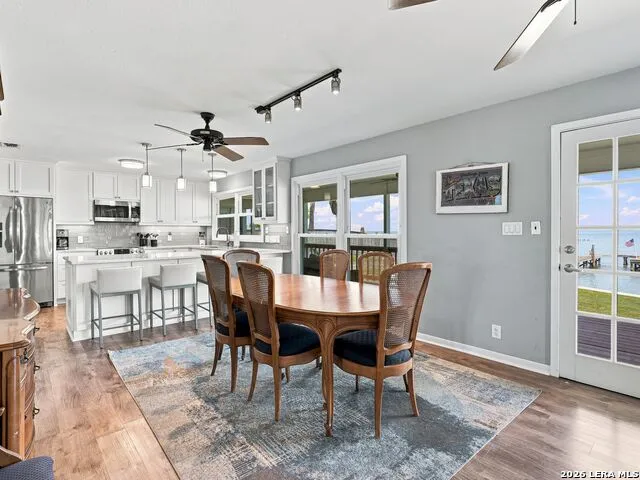 3633 Copano Drive Rockport, TX 78382