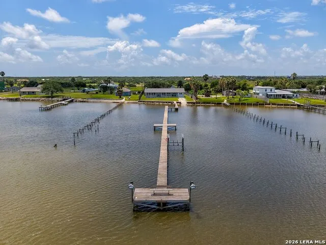 3633 Copano Drive Rockport, TX 78382